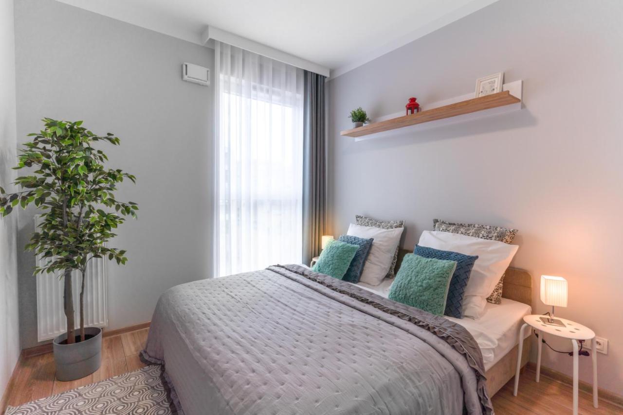 Apartamenty Homely Place Blisko Starego Rynku - Parking Познань Екстер'єр фото
